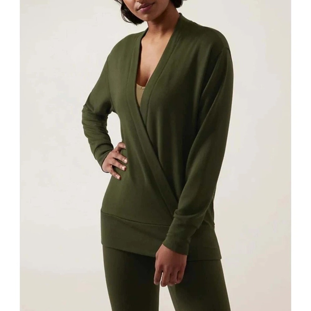 ATHLETA Women Purana Pullover Deep V Neck Wrap Sweatshirt Sz L Olive Green 1-18